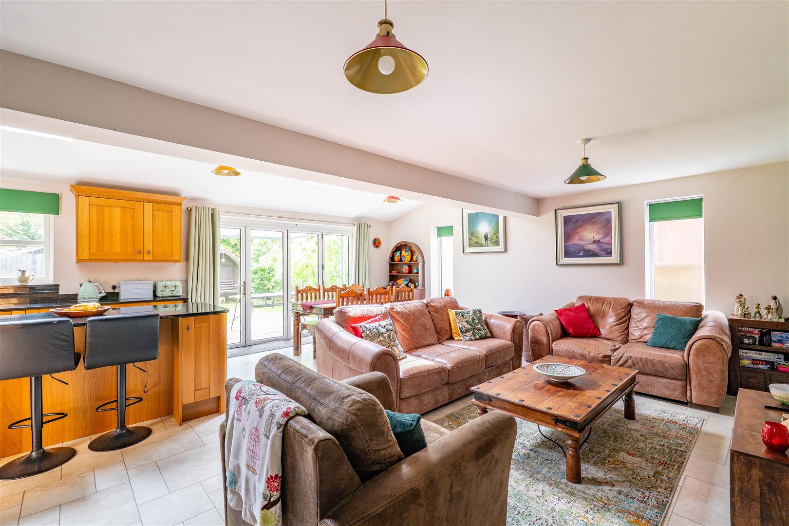 4 bed property in Devonport Close, Preston